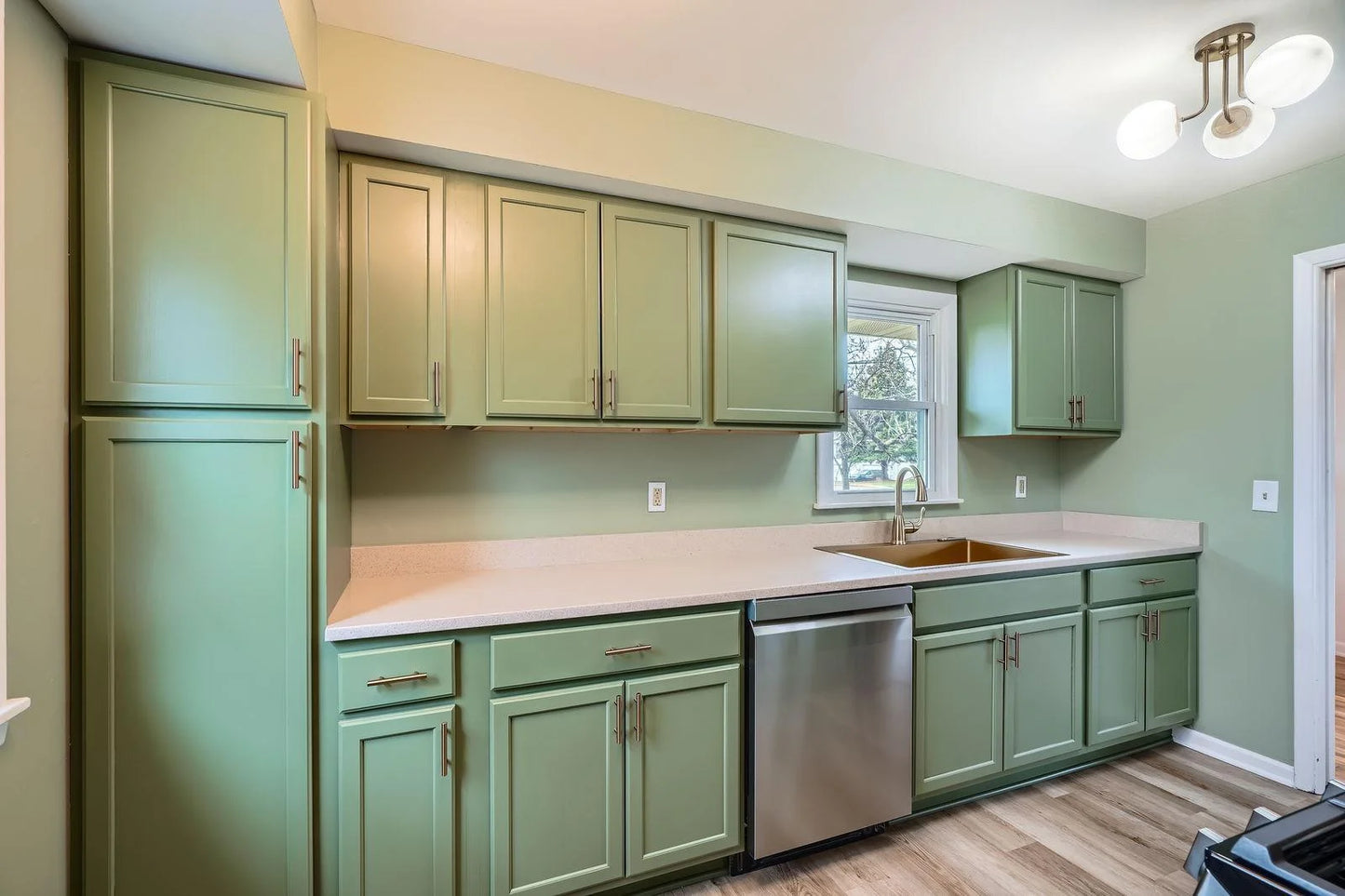 6300 Quebec Avenue, Brooklyn Park, MN 55428