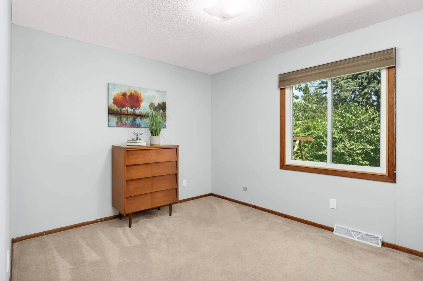 20450 Dodd Boulevard, Lakeville, MN 55044