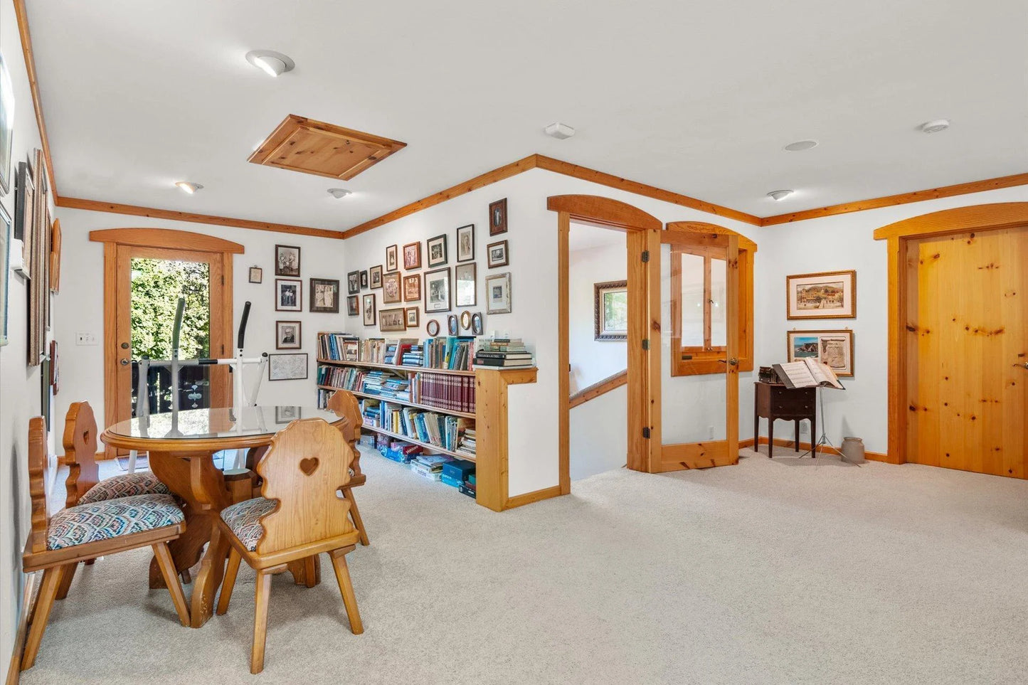 4151 Rice Street, Shoreview, MN 55126