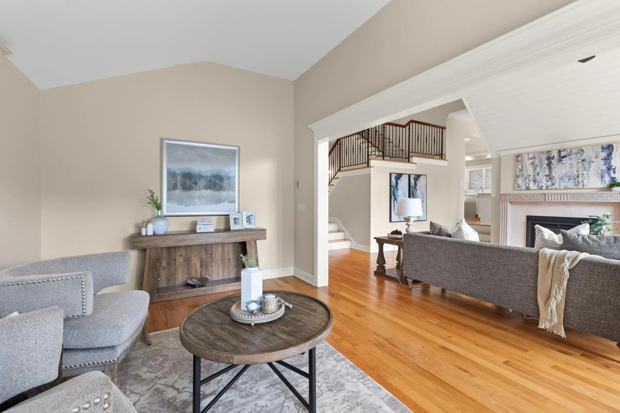 11193 Bluestem Lane, Eden Prairie, MN 55347