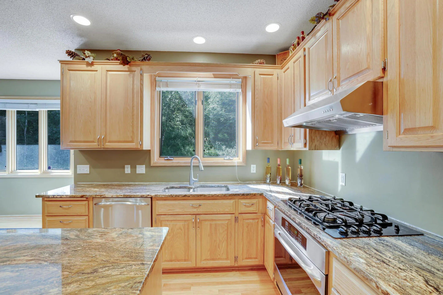 1630 Murphy Parkway, Eagan, MN 55122