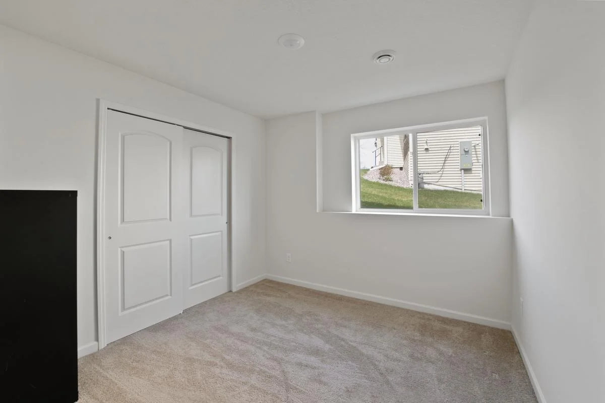 1112 Natalie Avenue, Montrose, MN 55363