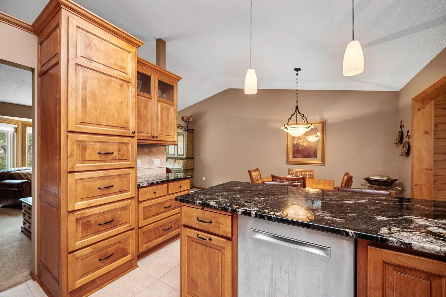2520 Florida Avenue, Golden Valley, MN 55427