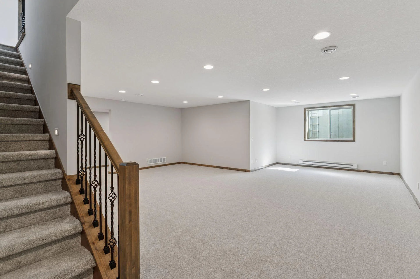 109 Vista Way, Waconia, MN 55387