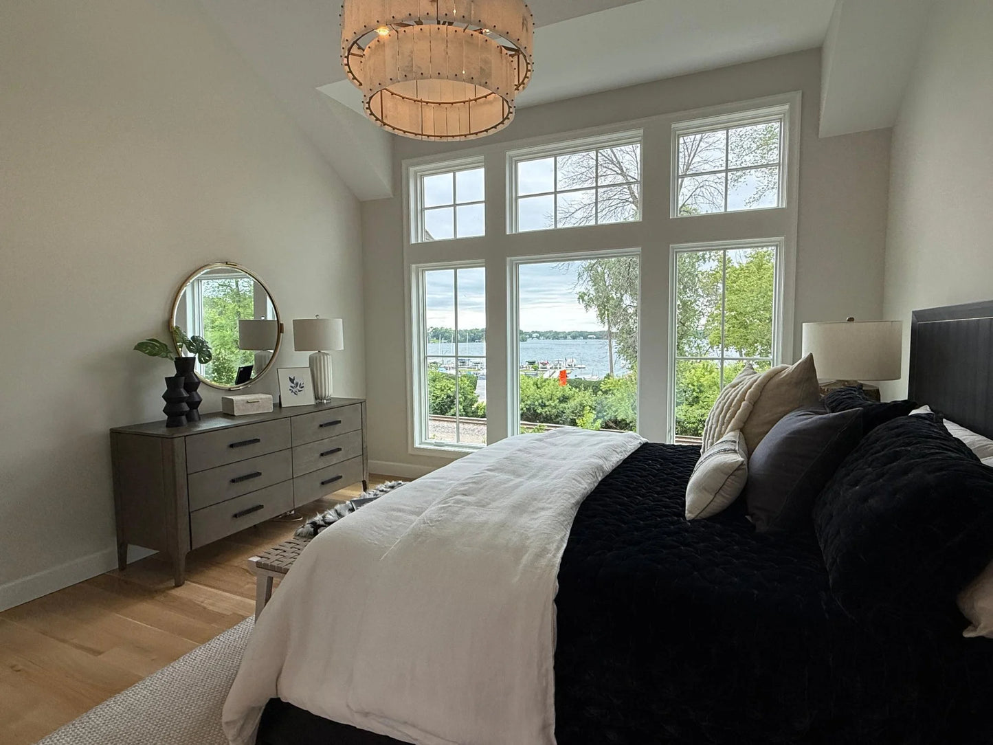 1038 Lake Street, Wayzata, MN 55391