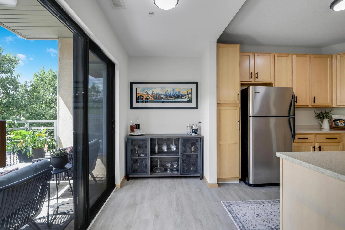 2565 Franklin Avenue, Saint Paul, MN 55114