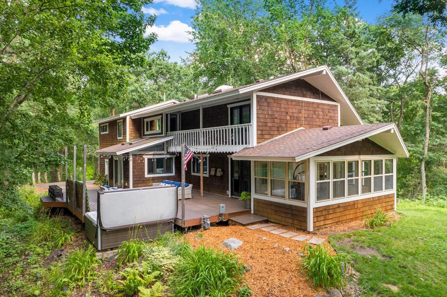 1 Partridge Lane, North Oaks, MN 55127