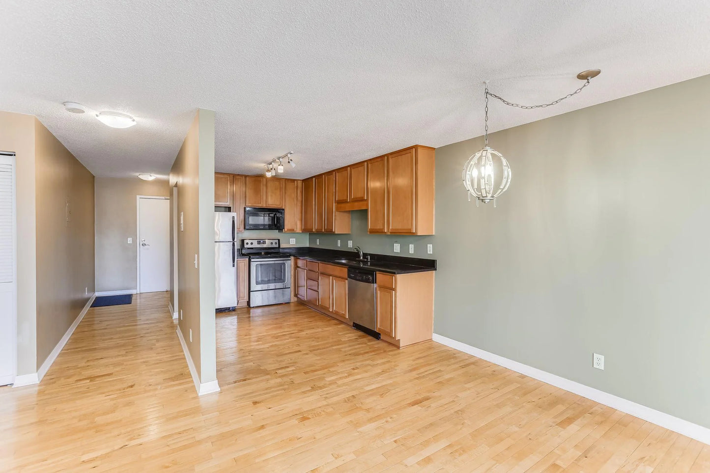 3150 Excelsior Boulevard, Minneapolis, MN 55416