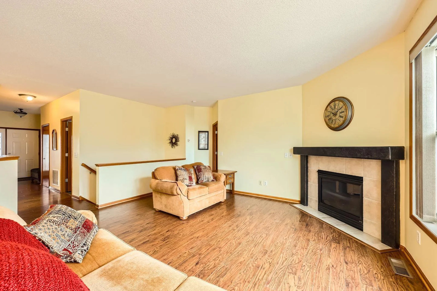 341 Campfire Curve, Chaska, MN 55318