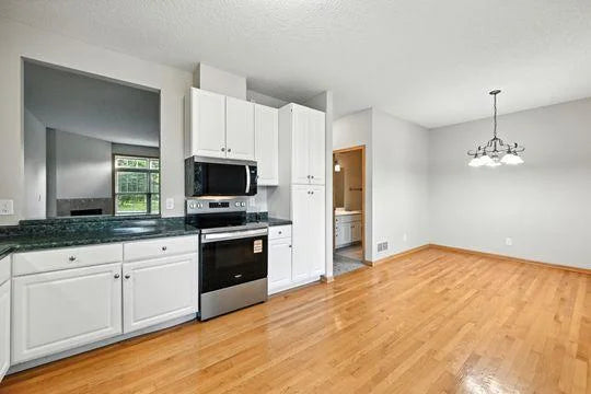5760 Village Trail, Mound, MN 55364