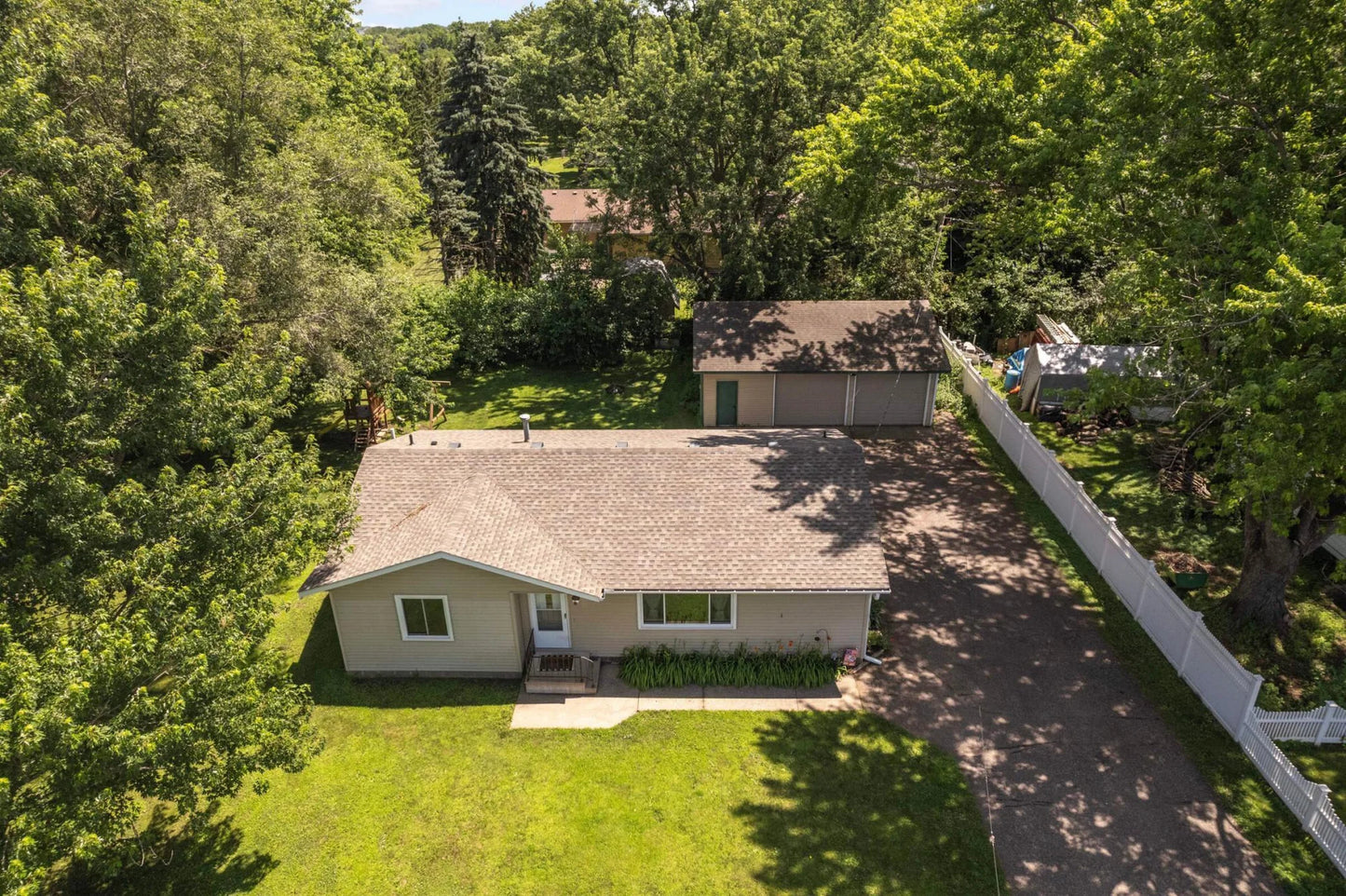 20450 Dodd Boulevard, Lakeville, MN 55044