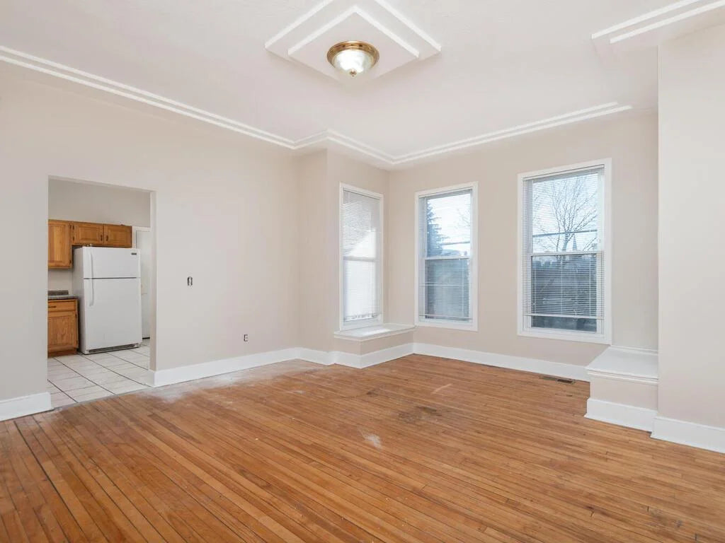 2100 Dupont Avenue, Minneapolis, MN 55411
