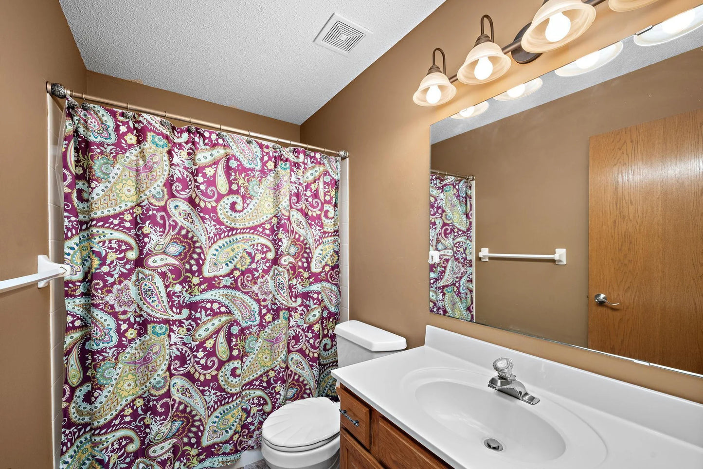 20604 Jasmine Path, Lakeville, MN 55044