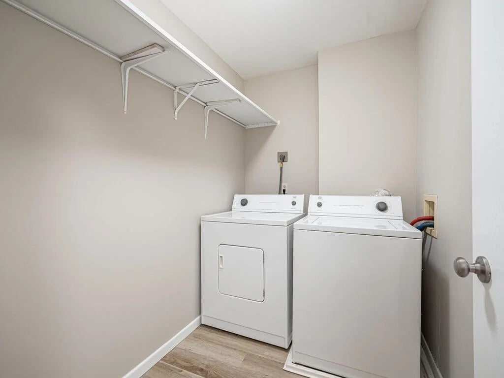 425 Shelard Parkway, Saint Louis Park, MN 55426