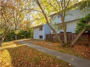 4819 Grenwich Way, Oakdale, MN 55128