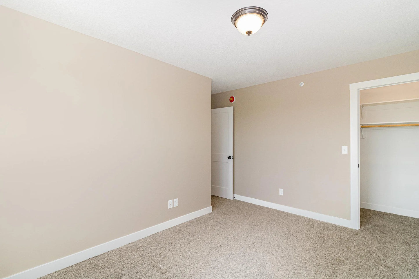 813 Viburnum Street, Belle Plaine, MN 56011