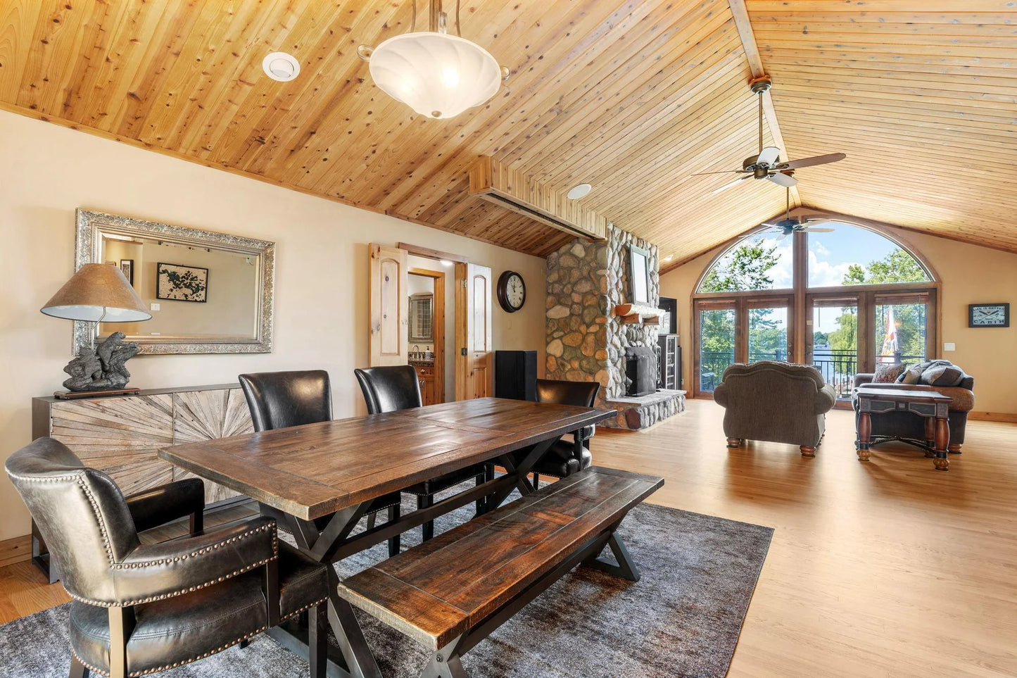 4360 Enchanted Drive, Shorewood, MN 55364