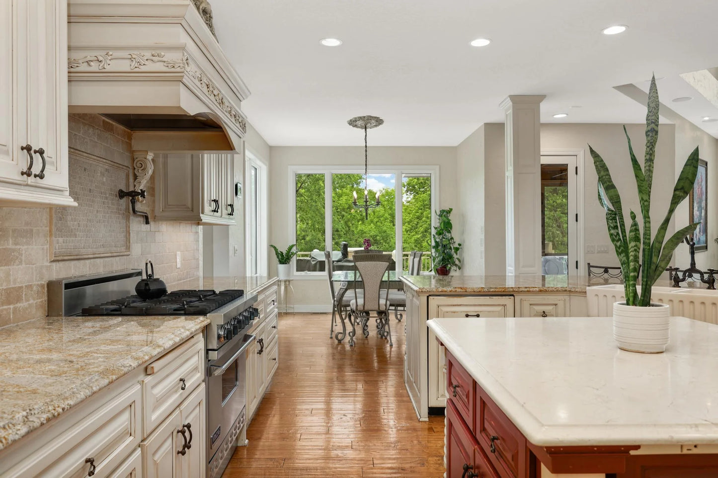 21016 France Boulevard, Lakeville, MN 55044