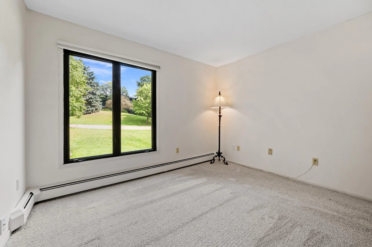 5140 102nd Street, Bloomington, MN 55437