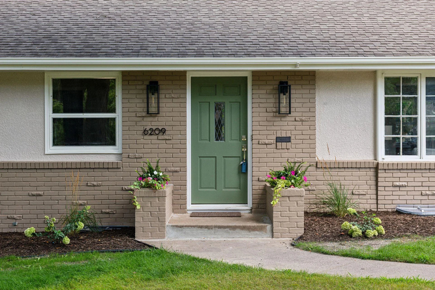 6209 Halifax Avenue, Edina, MN 55424