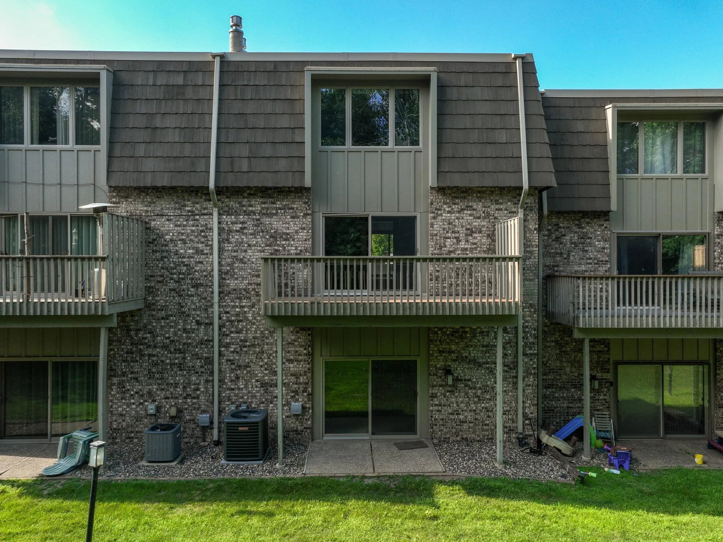 10405 Berkshire Road, Bloomington, MN 55437