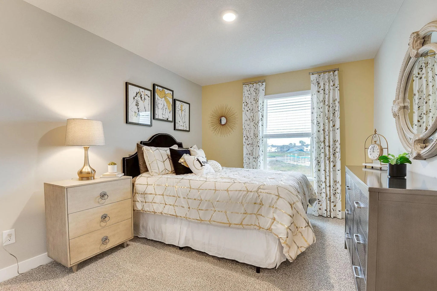 2128 LaTour Drive, Shakopee, MN 55379