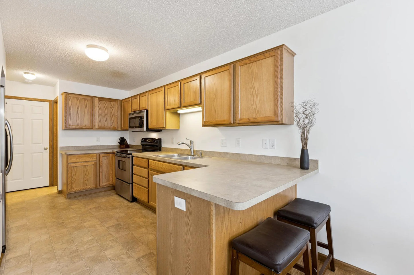 6177 Manchester Avenue, Otsego, MN 55301