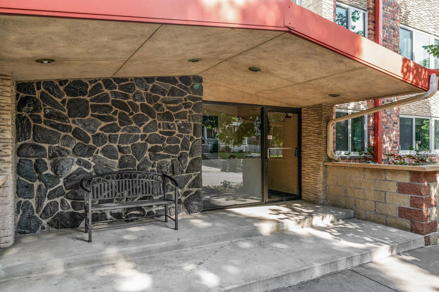 1901 Emerson Avenue, Minneapolis, MN 55403