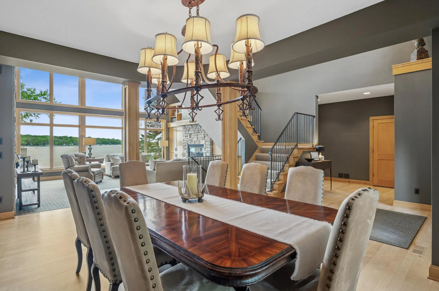 115 Wildwood Beach Road, Mahtomedi, MN 55115