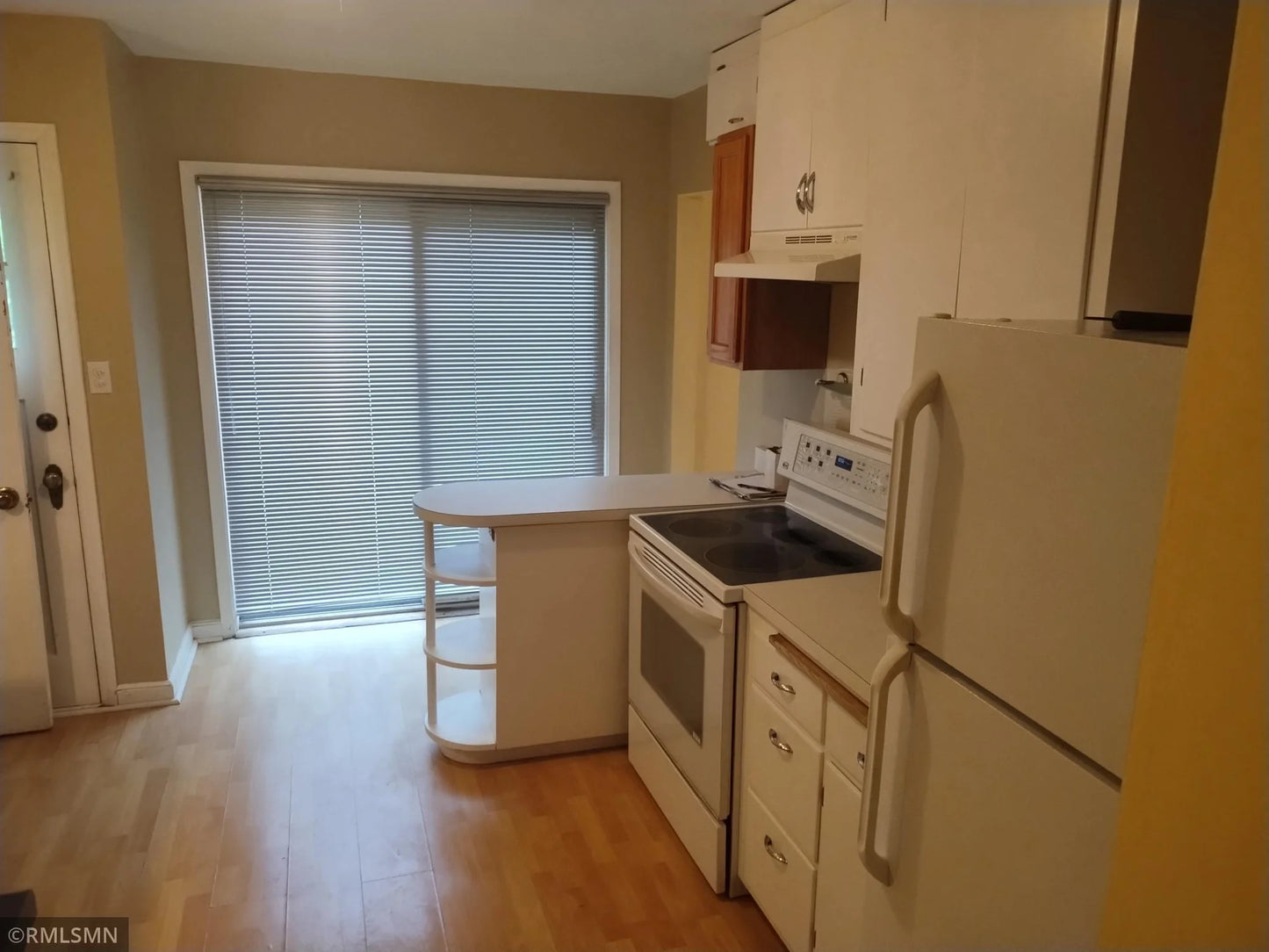 1872 Mississippi River Boulevard, Saint Paul, MN 55116