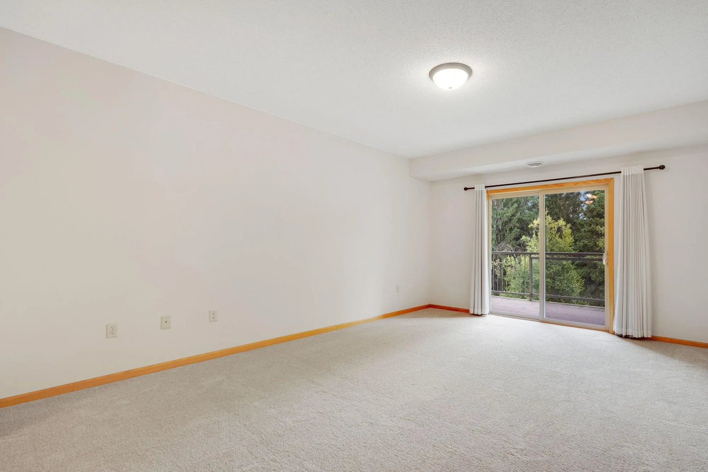 5200 Pathways Avenue, White Bear Lake, MN 55110