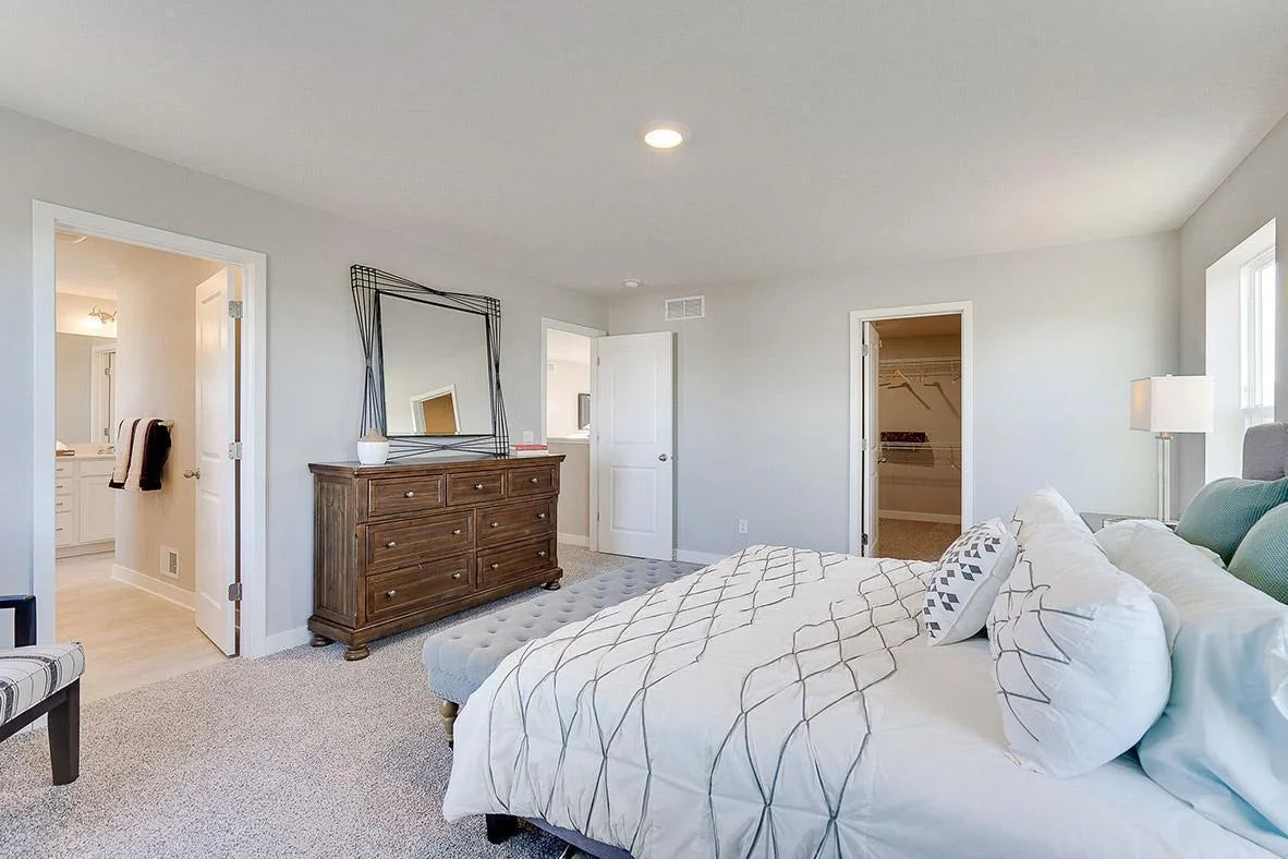 10532 Bent Pine Lane, Woodbury, MN 55129