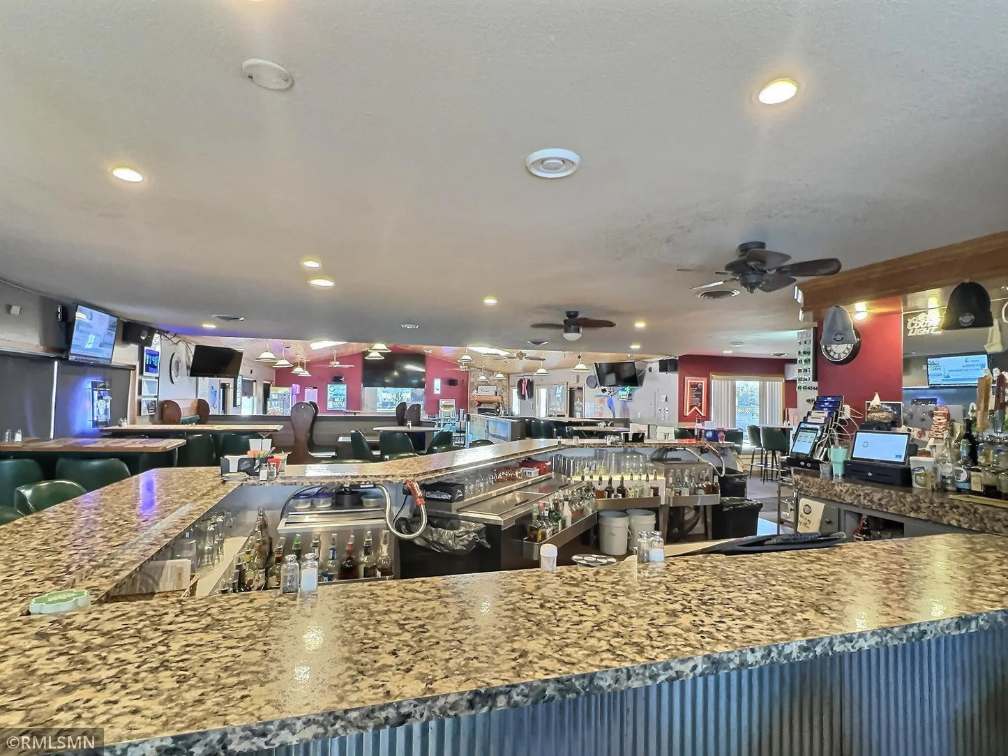 10480 State Highway 24 , Annandale, MN 55302