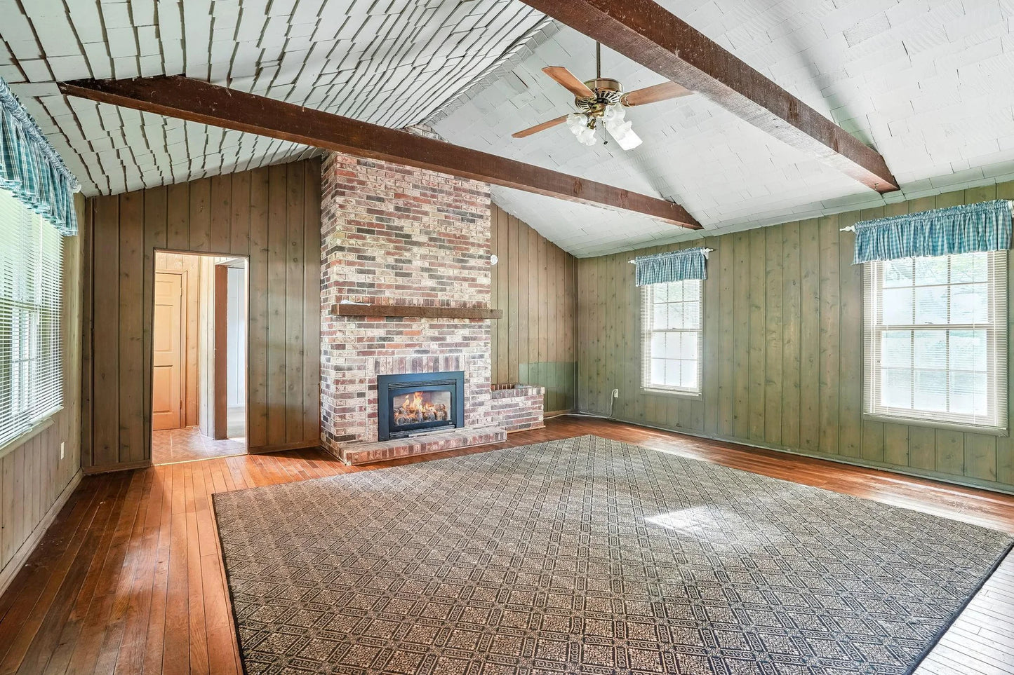301 Kenmar Circle, Minnetonka, MN 55305