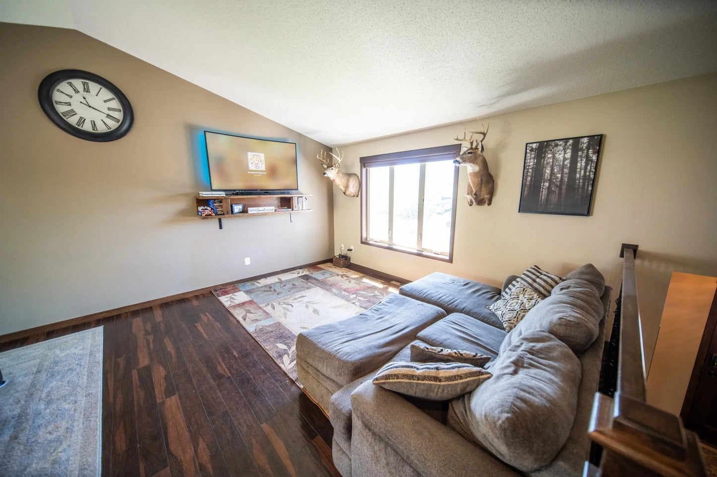 426 Creek Avenue , Delano, MN 55328