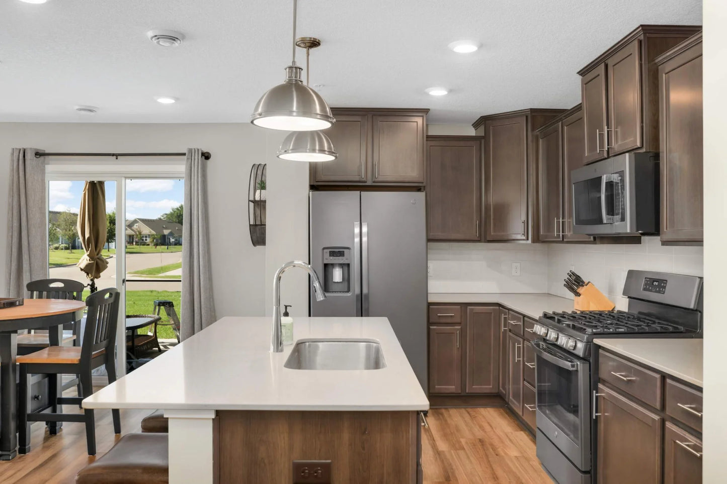 6152 Idora Court, Cottage Grove, MN 55016