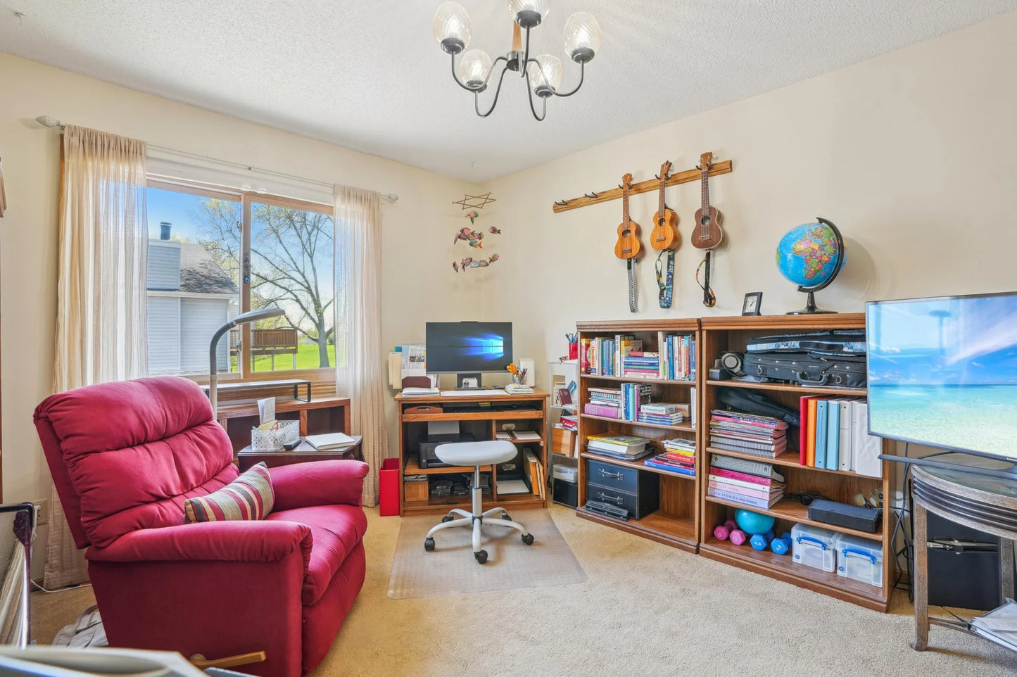 6637 Falstaff Road, Woodbury, MN 55125