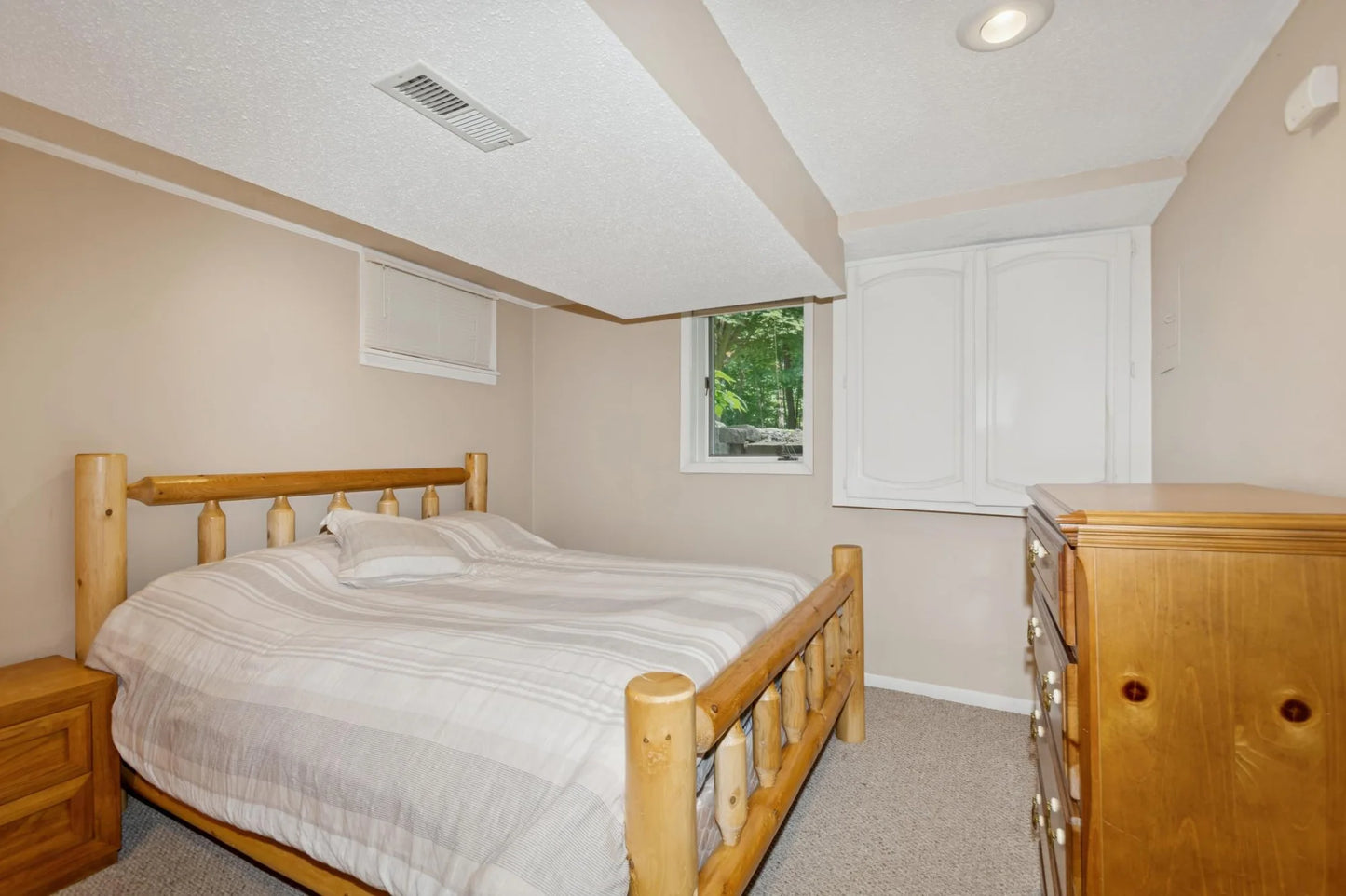 4590 Merrywood Lane, Excelsior, MN 55331