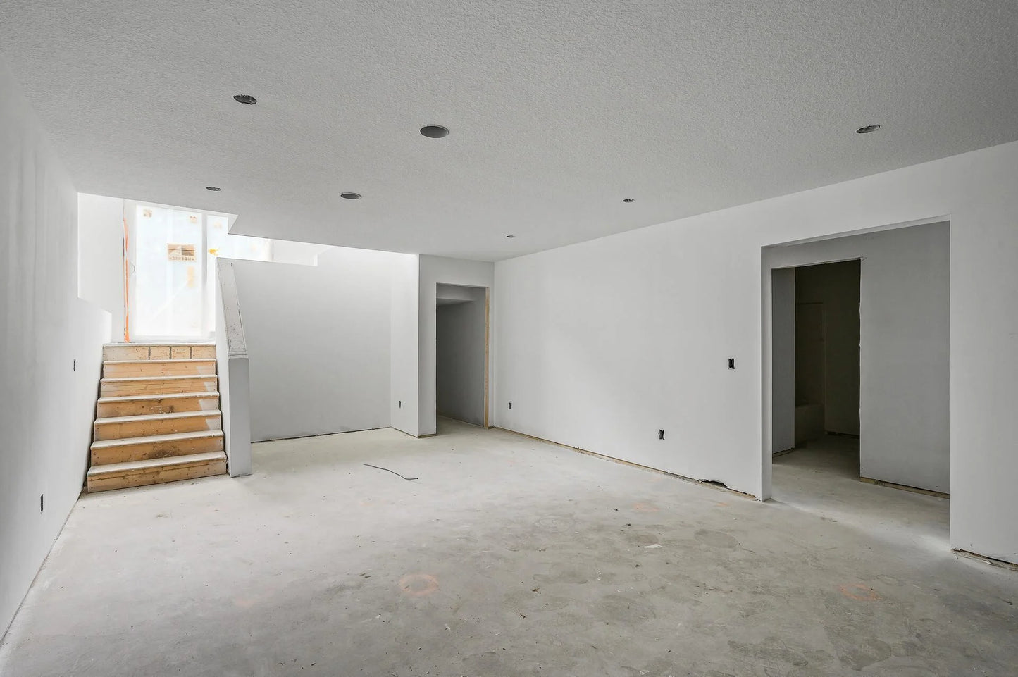 201 Mccarrons Place, Roseville, MN 55113