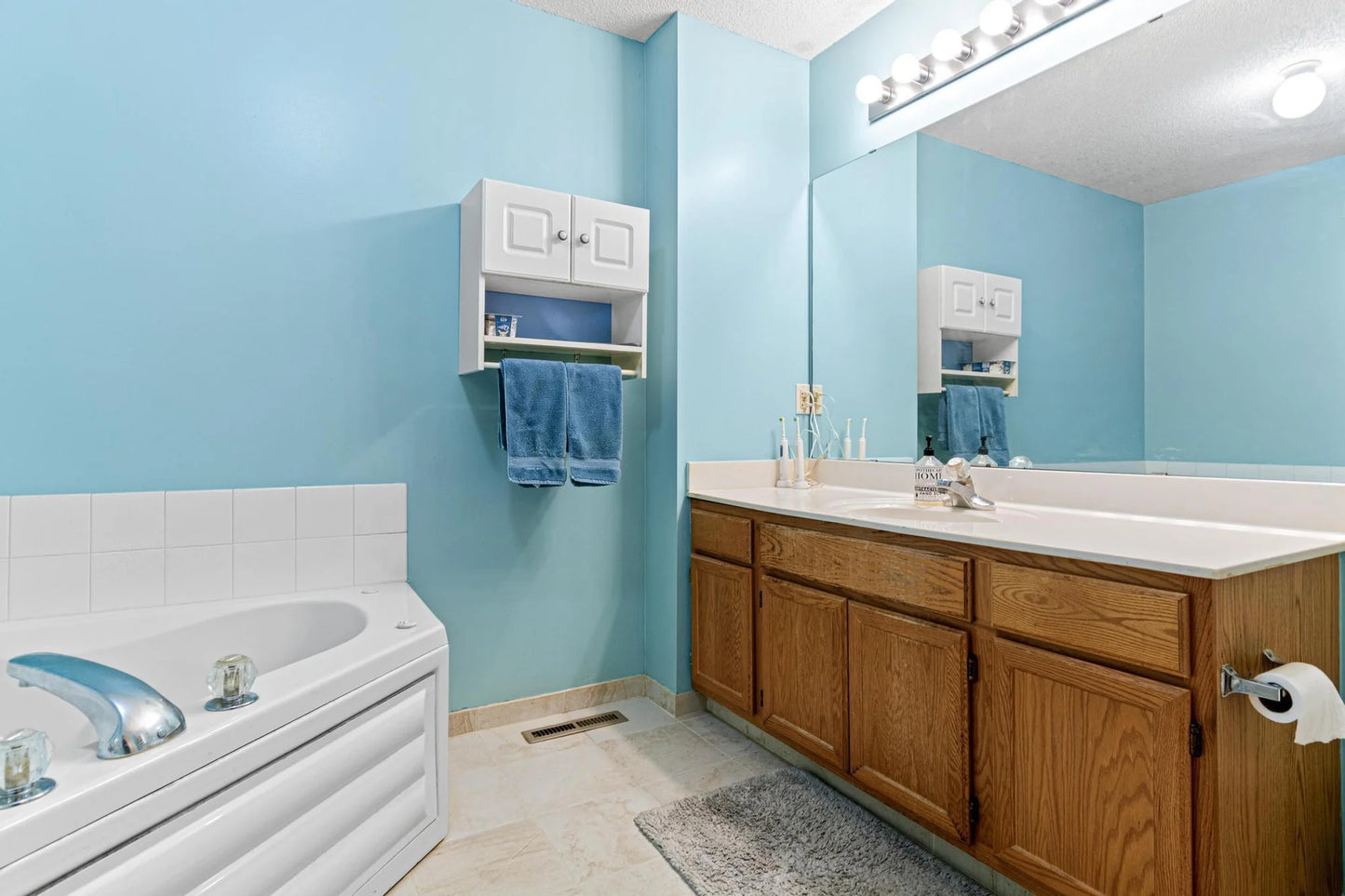 18341 Coneflower Lane, Eden Prairie, MN 55346