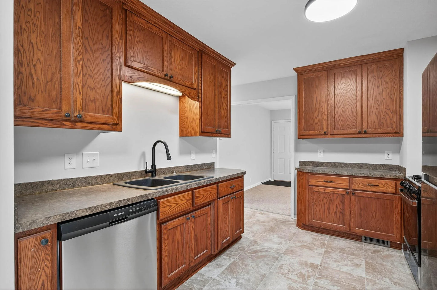 5225 6th Street, Minneapolis, MN 55430