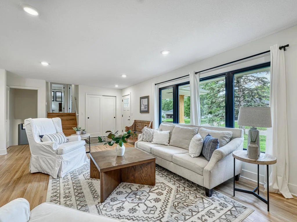 4909 Trillium Lane, Edina, MN 55435