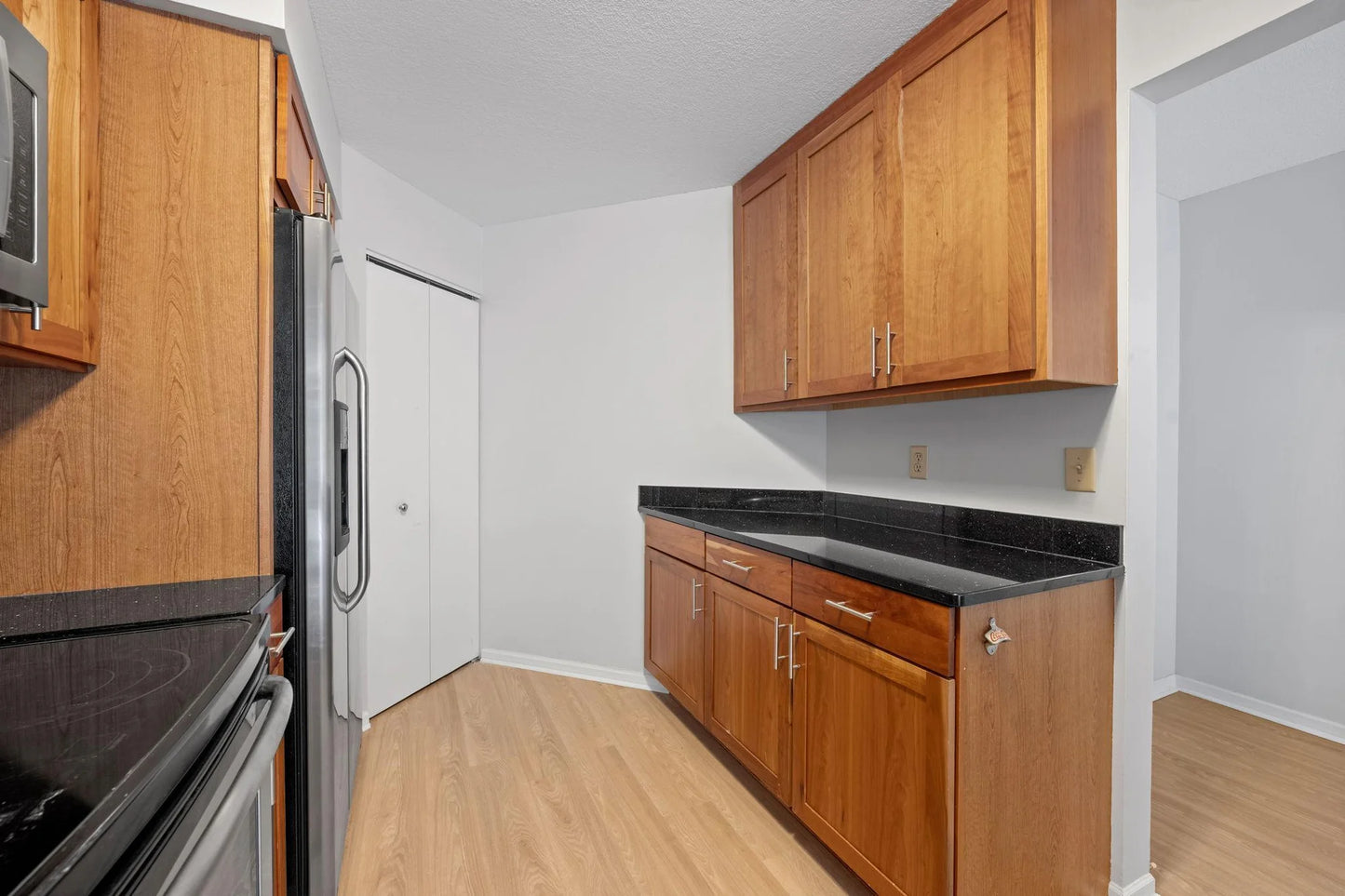 401 1st Street, Minneapolis, MN 55401