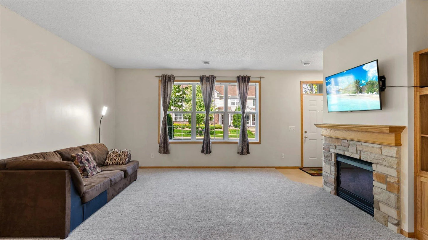 13749 Atrium Avenue, Rosemount, MN 55068