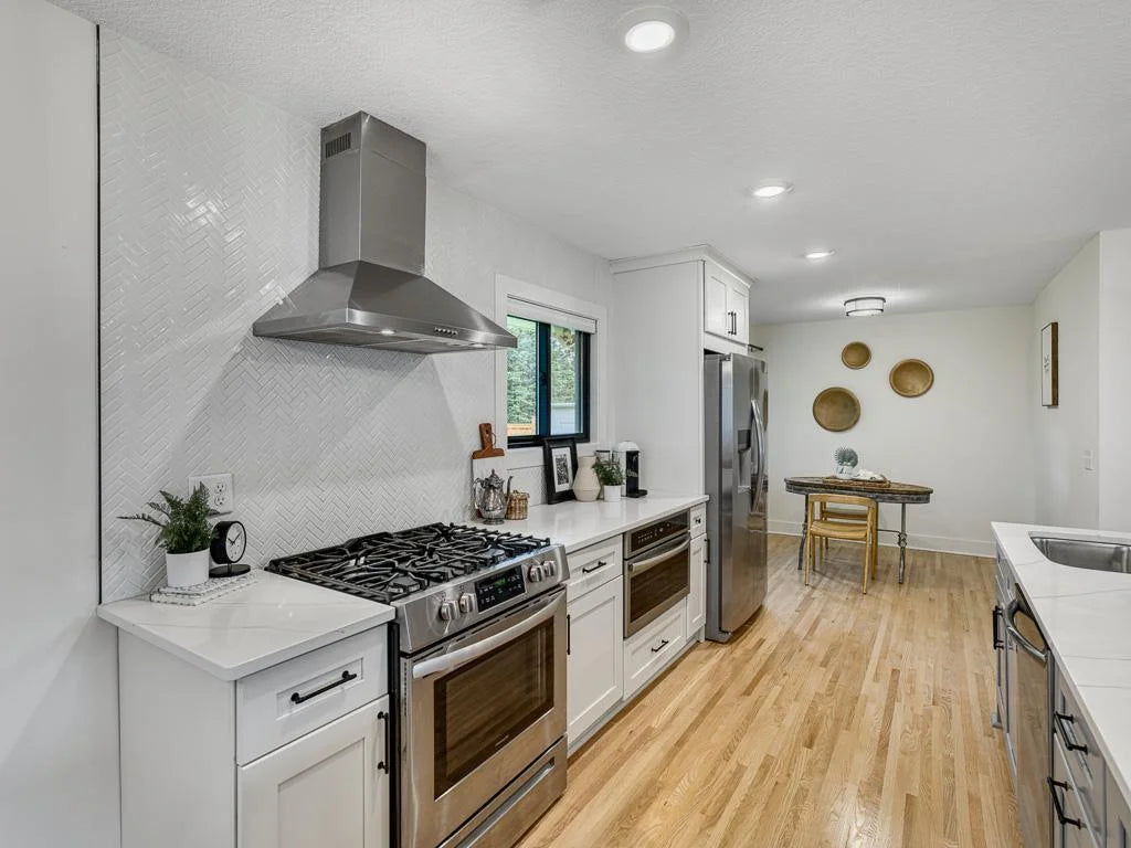 4909 Trillium Lane, Edina, MN 55435