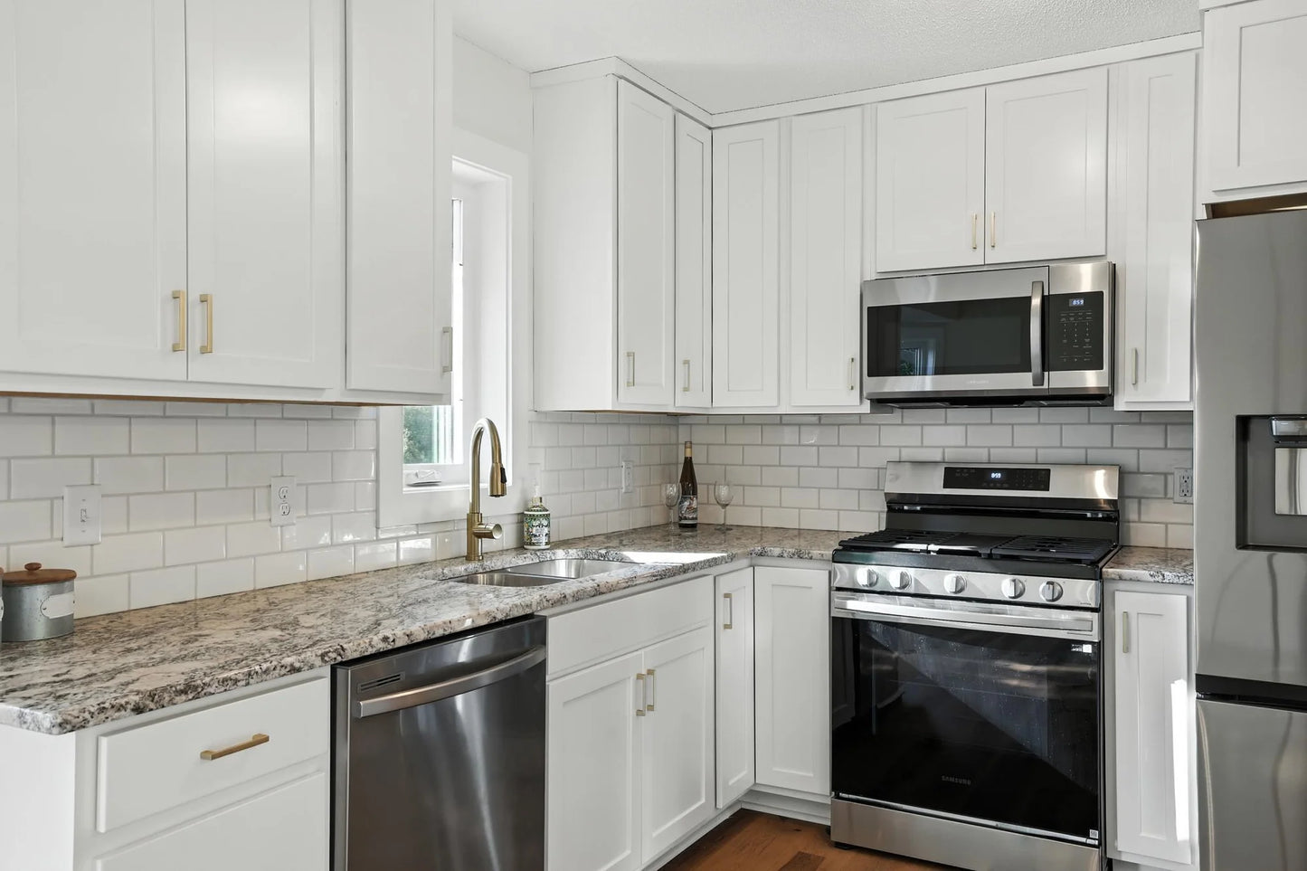 6162 Kalland Drive, Albertville, MN 55301