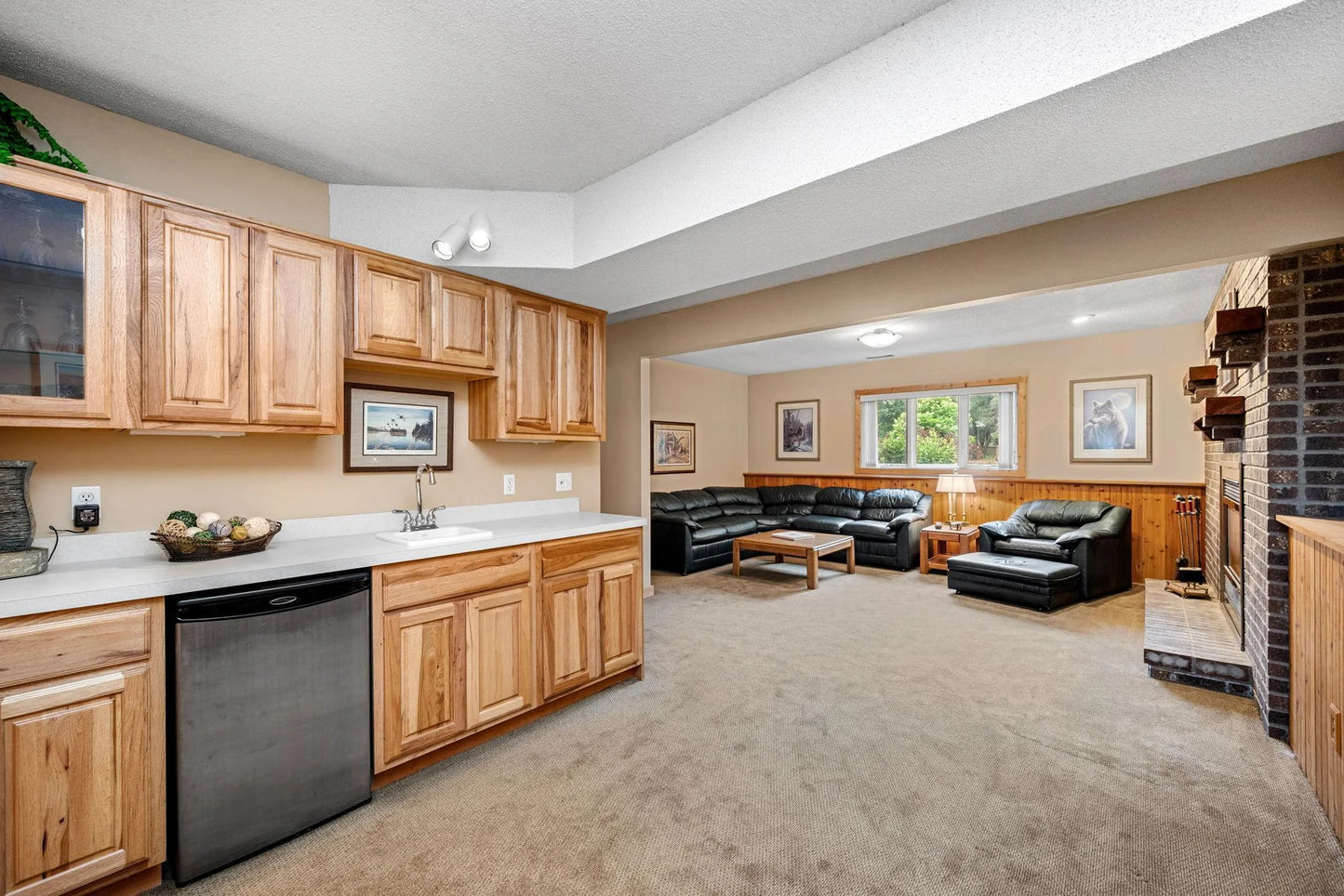 2520 Florida Avenue, Golden Valley, MN 55427