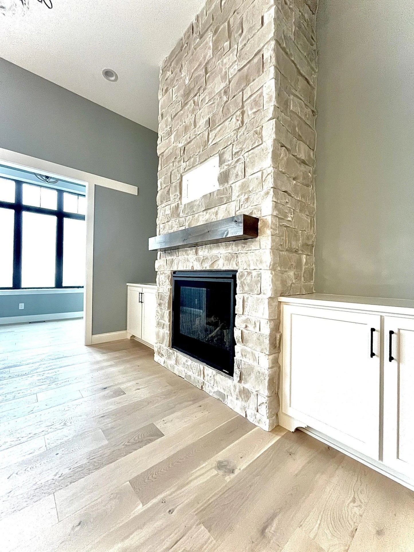 19807 Henning Avenue, Lakeville, MN 55044