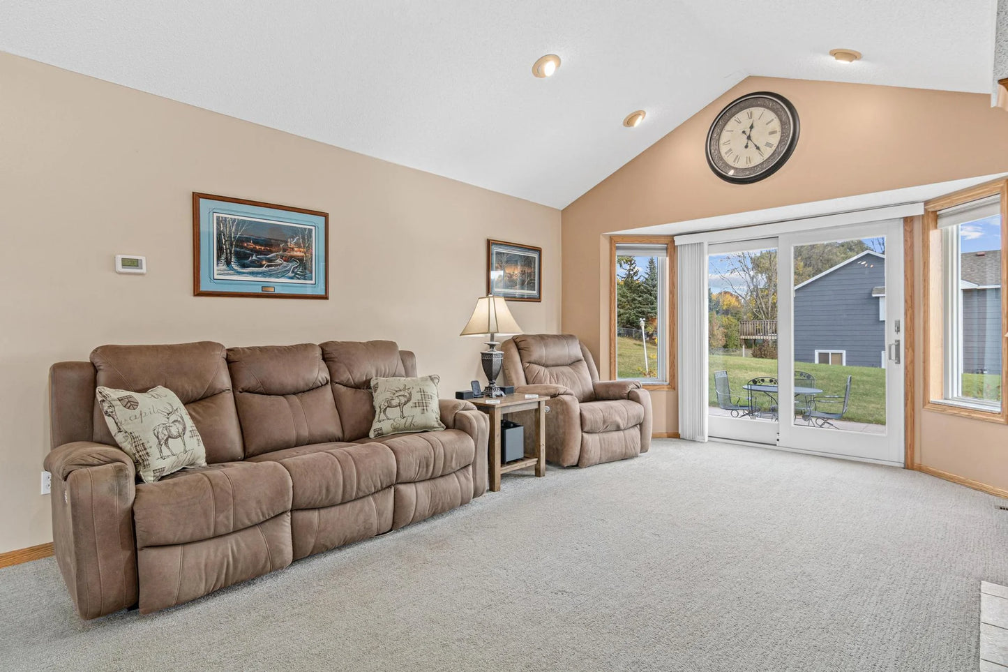 16450 Griffon Lane, Lakeville, MN 55044