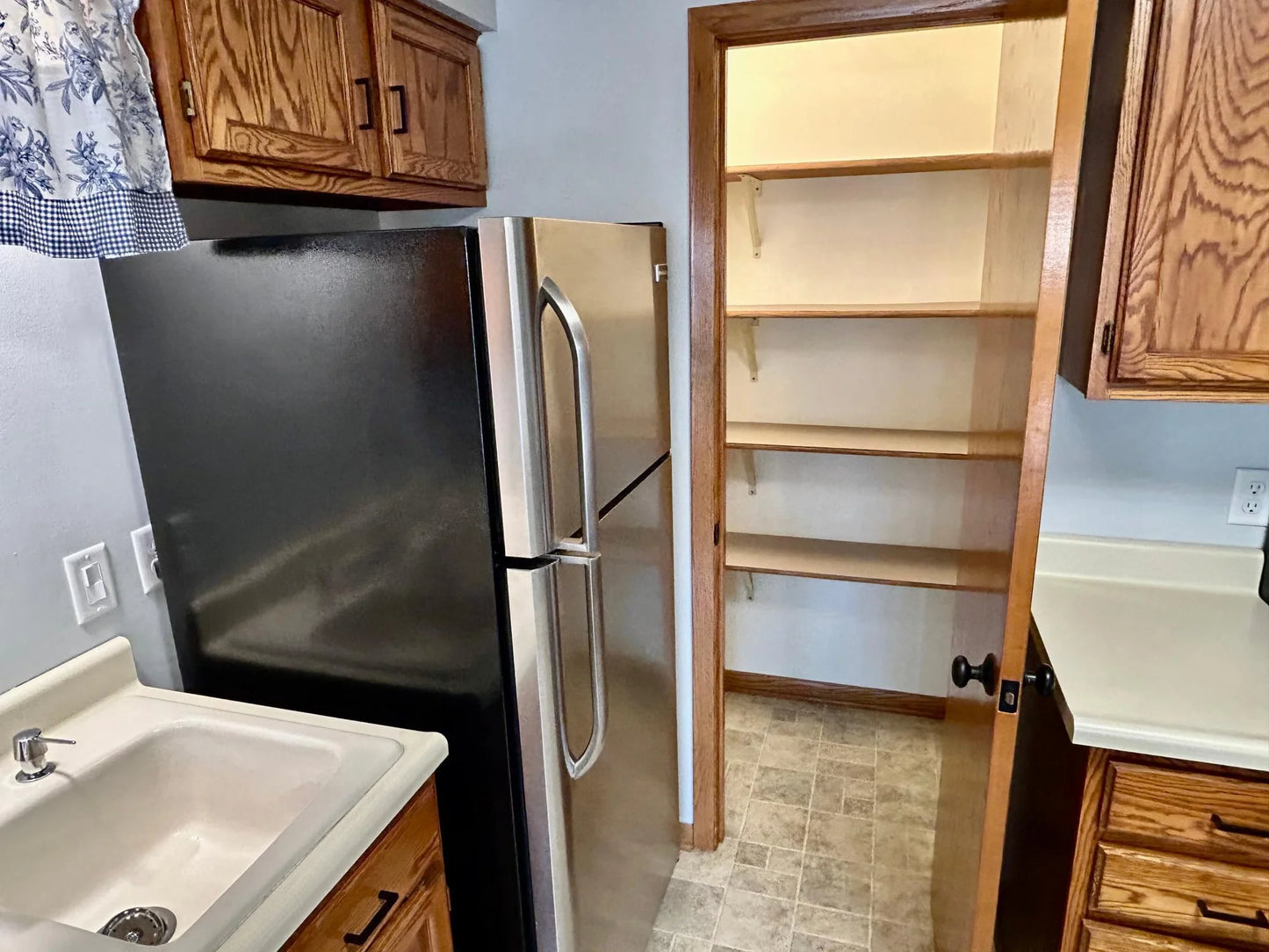 4378 Buckingham Court, Vadnais Heights, MN 55127